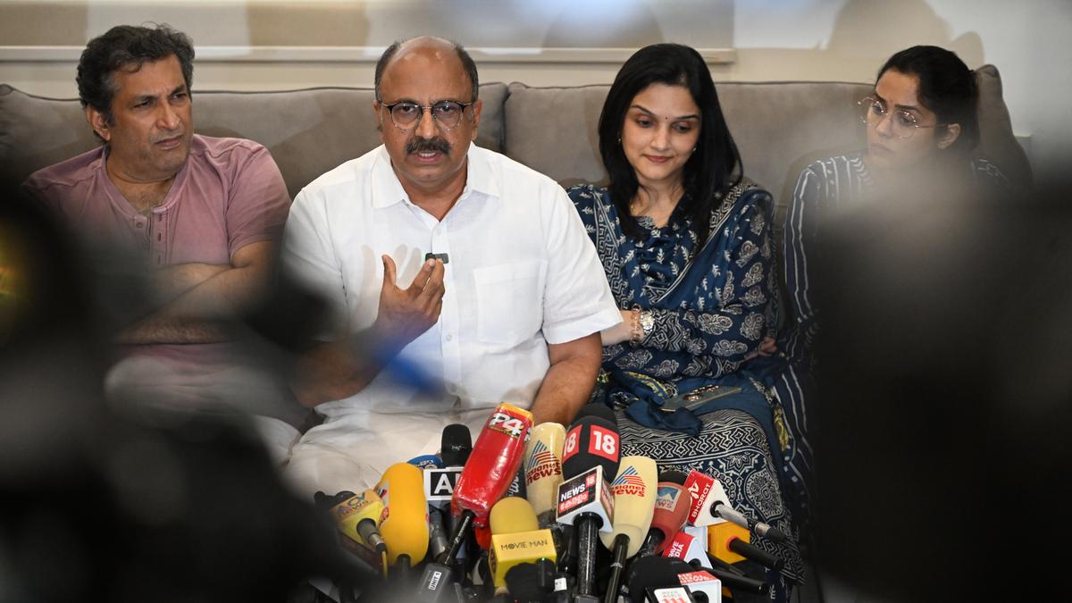 യുവനടിയുടെ ലൈം​ഗികപീഡന ആരോപണത്തിന് പിന്നാലെ സിദ്ദിഖ് അമ്മ ജനറൽ സെക്രട്ടറി സ്ഥാനം രാജിവച്ചു