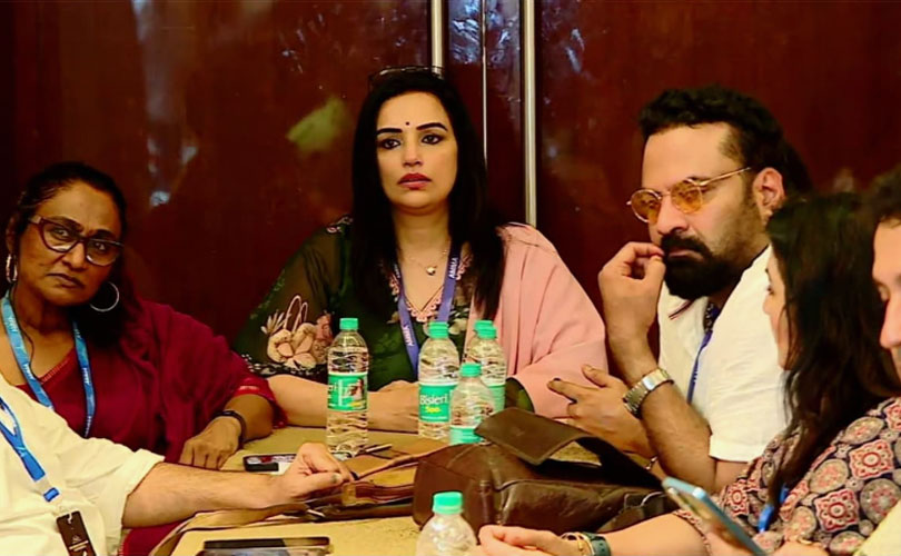 'അമ്മ'യിൽ പൊട്ടിത്തെറി; തർക്കങ്ങൾക്കൊടുവിൽ ഭരണസമിതി കൂട്ടരാജി