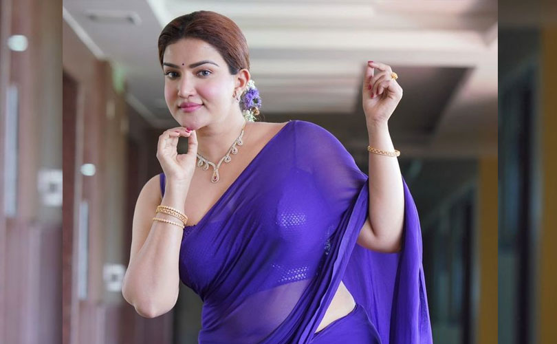ബോബി ചെമ്മണ്ണൂരിന്റെ മാപ്പ് സ്വീകരിച്ച് ഹണി റോസ്; നിയമനടപടികളിൽ തീരുമാനം പിന്നീട്
