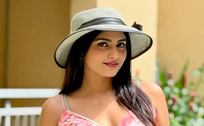 റോഡിൽ പിന്നാലെയെത്തിയ ആൾ പറയാനറയ്ക്കുന്ന പ്രവർത്തി ചെയ്തെന്ന് നടി ദിവ്യ സുരേഷ്