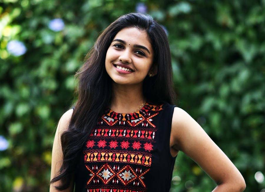 "എന്ത് സിനിമയാണ്, ഊള പടം.. എന്റെ പൊന്നോ കാശ് പാഴായി.., ഇതൊന്നും പോയി കാണണ്ട" എന്ന് റിവ്യൂ ഇടുന്നത്  മോശമാണ്..." മമ്ത ബൈജു