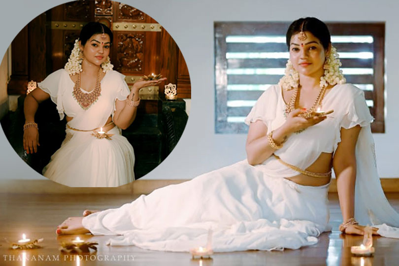മൺചിരാതിൽ പ്രകാശരശ്മികൾ...